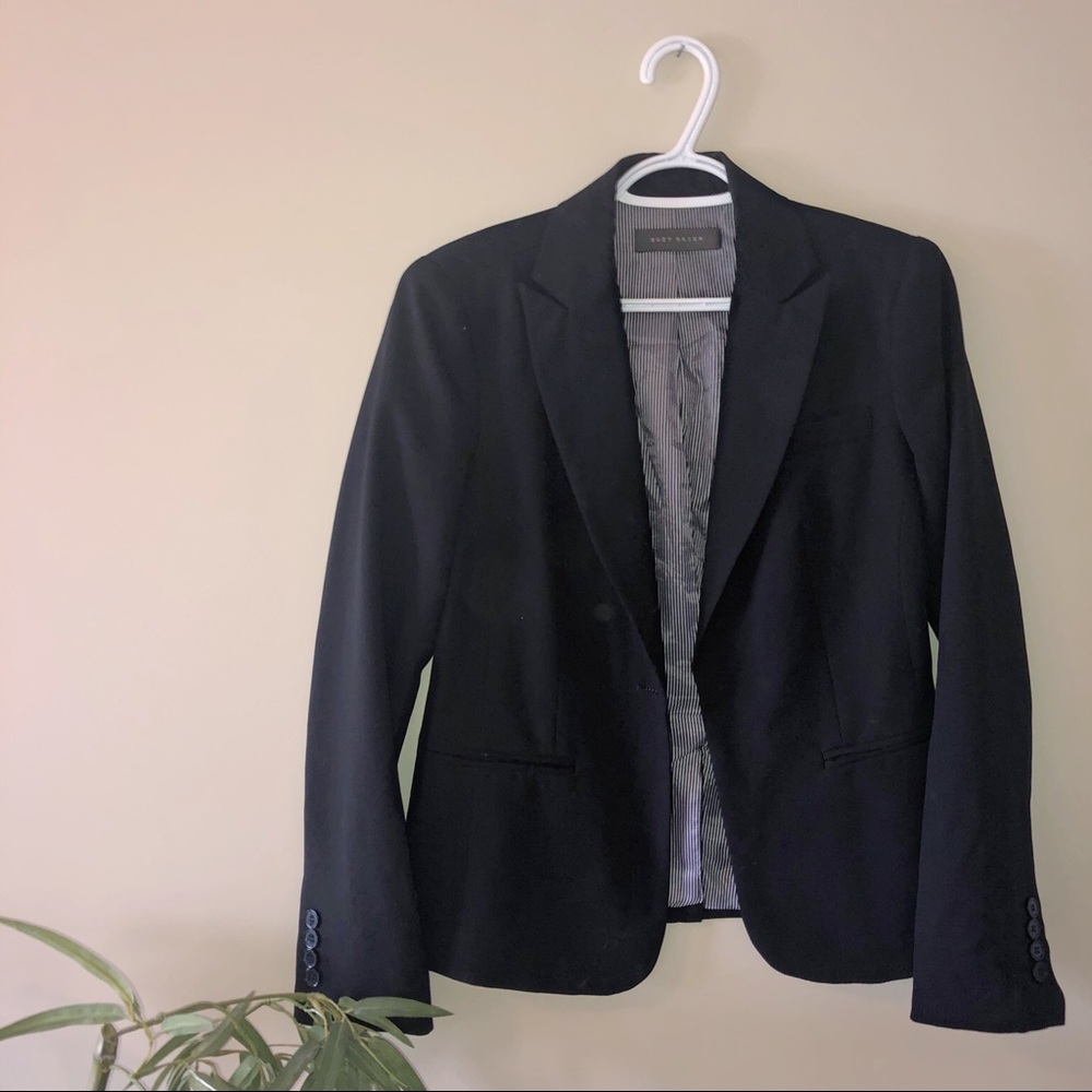 Black blazer - Picture 2 of 4